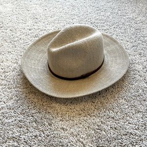 NWT Wyeth hat from Anthropologie Sz All